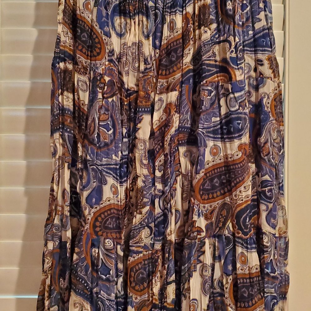 Mid calf, elastic waist full skirt